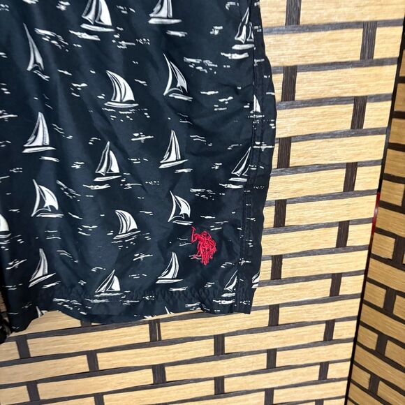 U.S. Polo Assn Black And White Sailboat Swim Trunks Size Medium - Picture 5 of 7